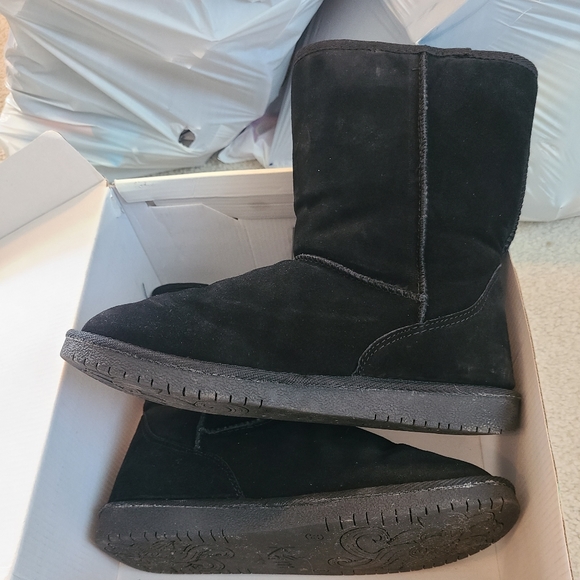 Ugg style boot - Picture 1 of 1